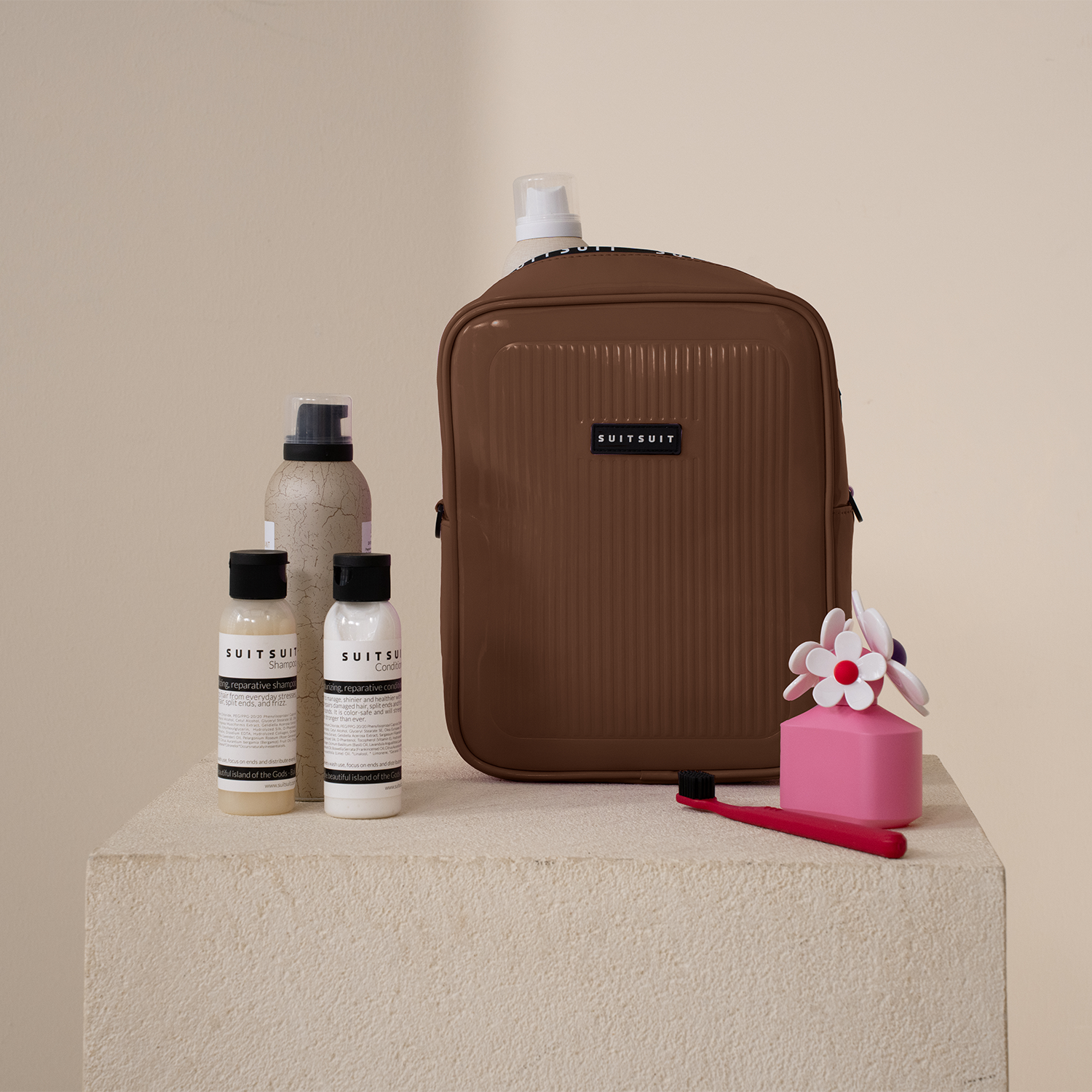 Expression - Nutshell - Toiletry Bag Upright XL