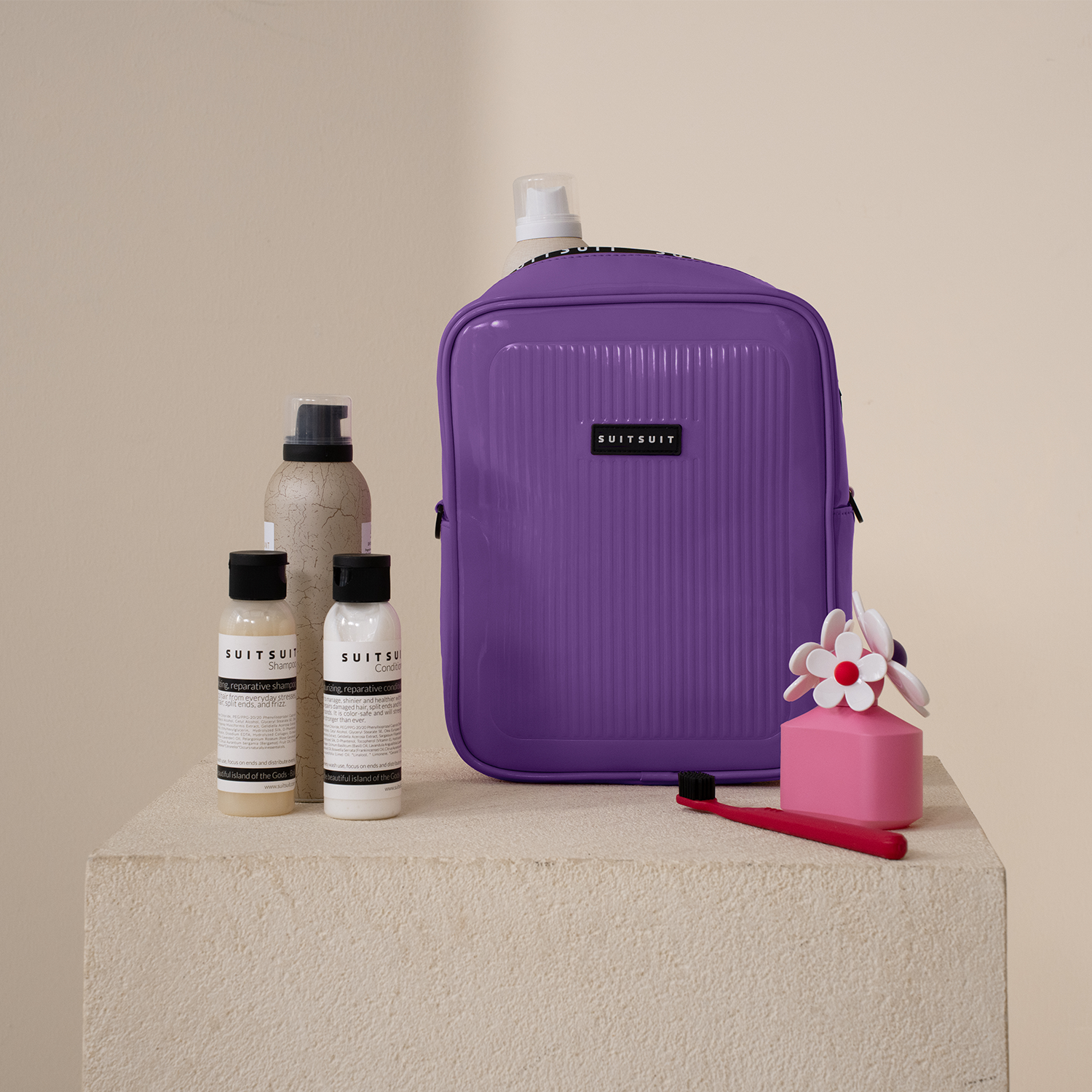 Expression - Dewberry - Toiletry Bag Upright XL